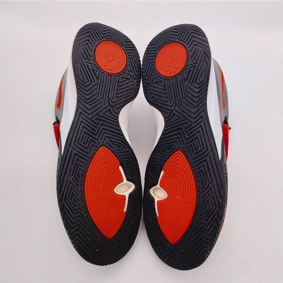 Nike Kyrie Flytrap III Bred Basketball Sneakers Mens Size 7.5 Black Red‎ Shoes - Picture 7 of 8